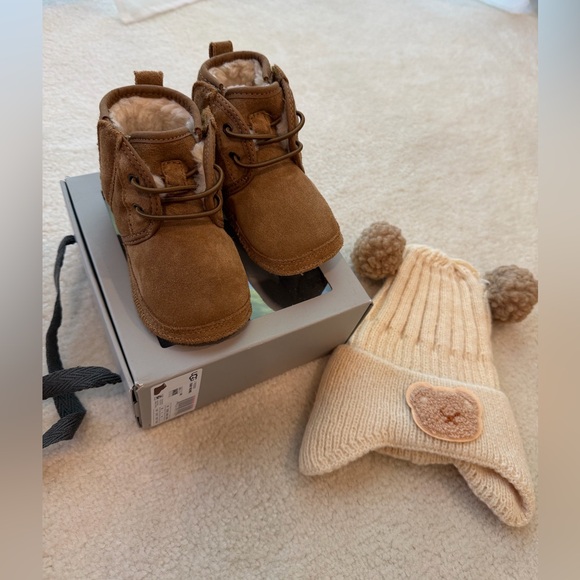 UGG Brown Tan Suede Adjustable Baby Winter Boots with Fur Lining - Picture 1 of 11
